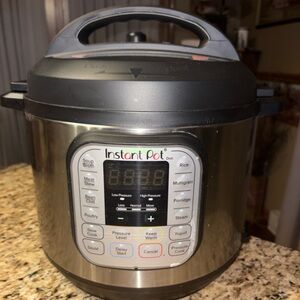 Instant Pot Duo Electric Pressure Cooker - Stainless Steel
